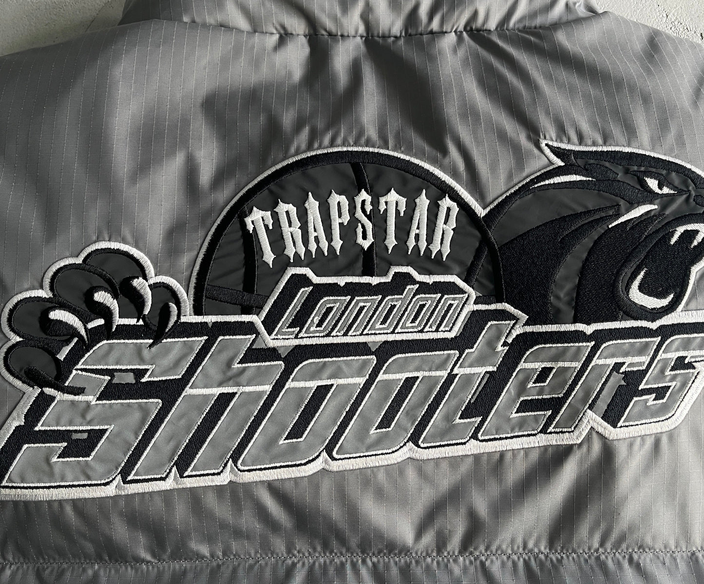 Trapstar Shooters Down Vest "Grey-Reflective Logo"