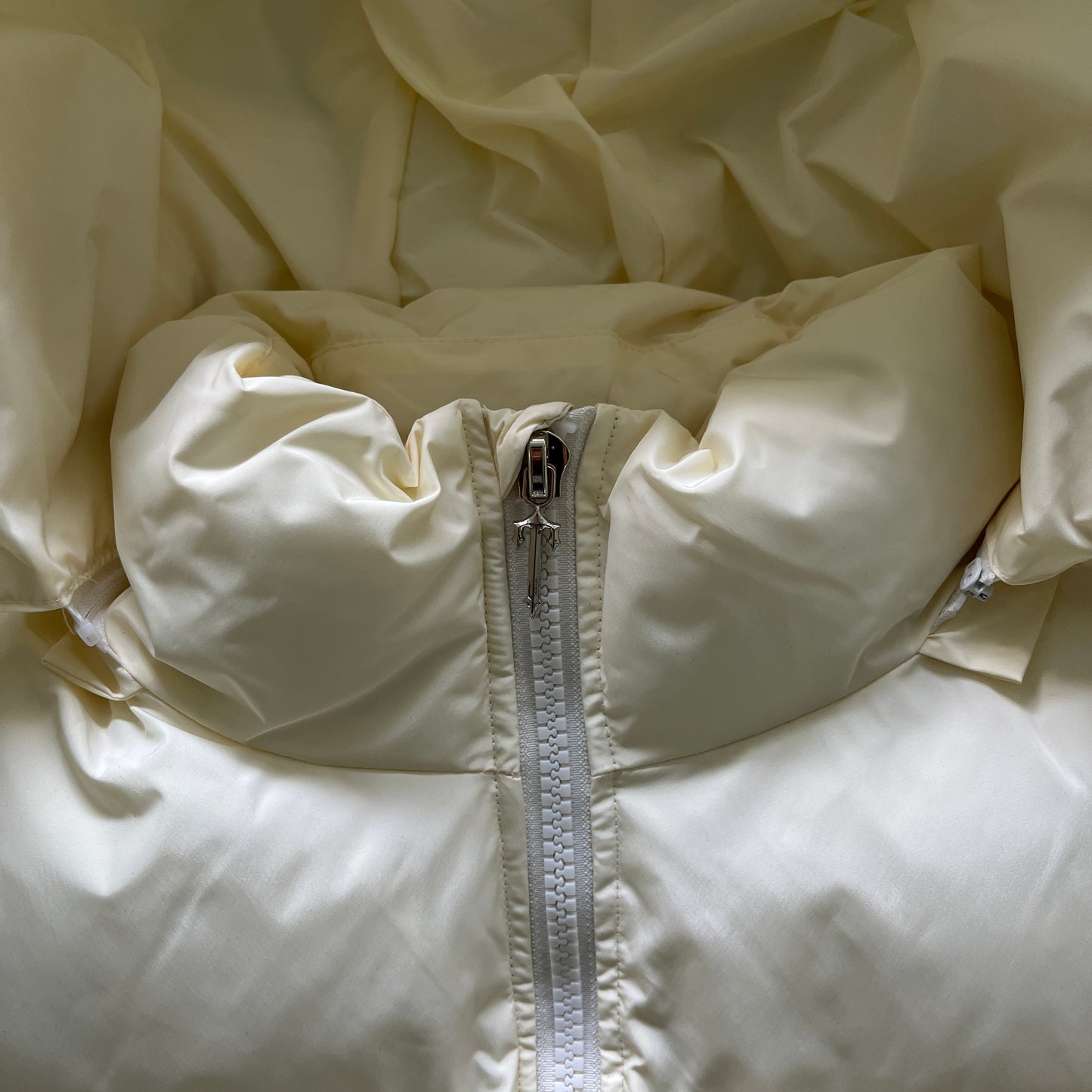 Trapstar Irongate Down Jacket "Cream"