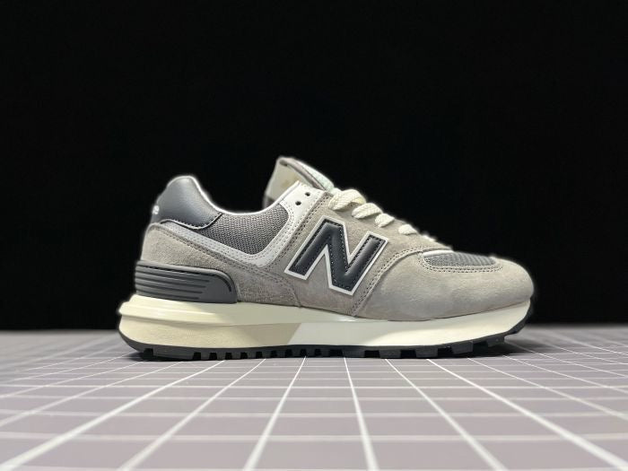 New Balance 990 “Beige-Grey”
