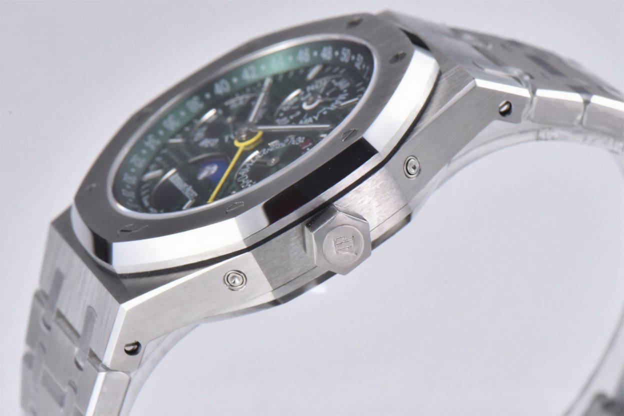 Audemars Piguet Royal Oak 41mm Green Dial