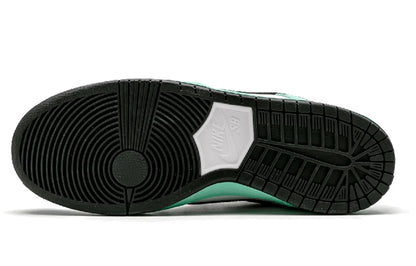 Nike Dunk SB Low "Sea Crystal"