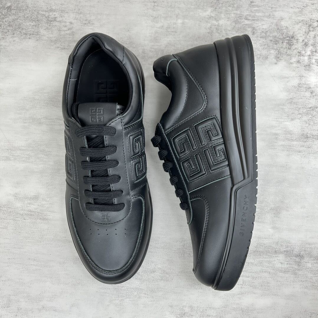 Givenchy Low-Top G4 "Black"