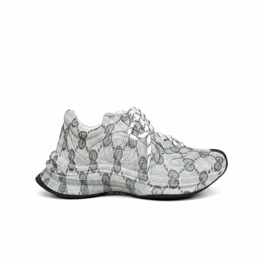 Gucci Run "Grey-Black Monogram"