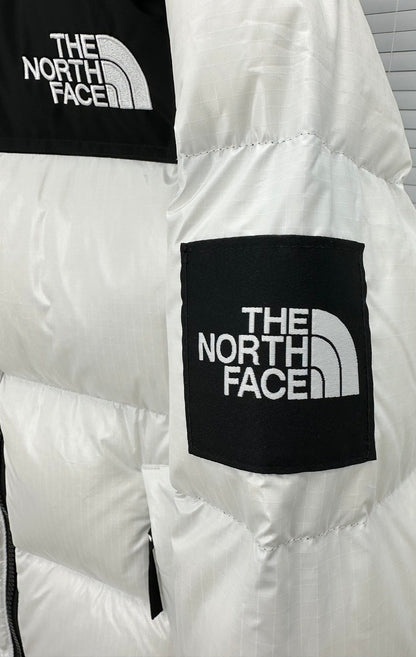 The North Face 700 Down Jacket "White-Black"
