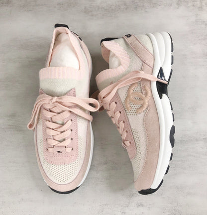 Chanel Interlocking CC "Beige-Pink"