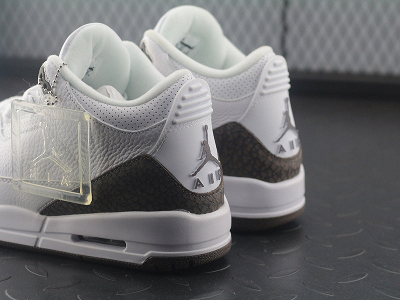 Air Jordan 3 Retro "Mocha"