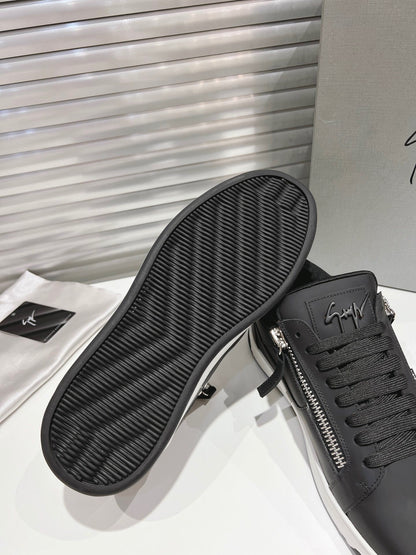 Giuseppe Zanotti GZ94 "Black"