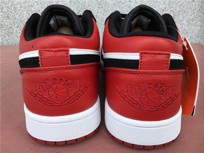 Air Jordan 1 Low "Black Toe"