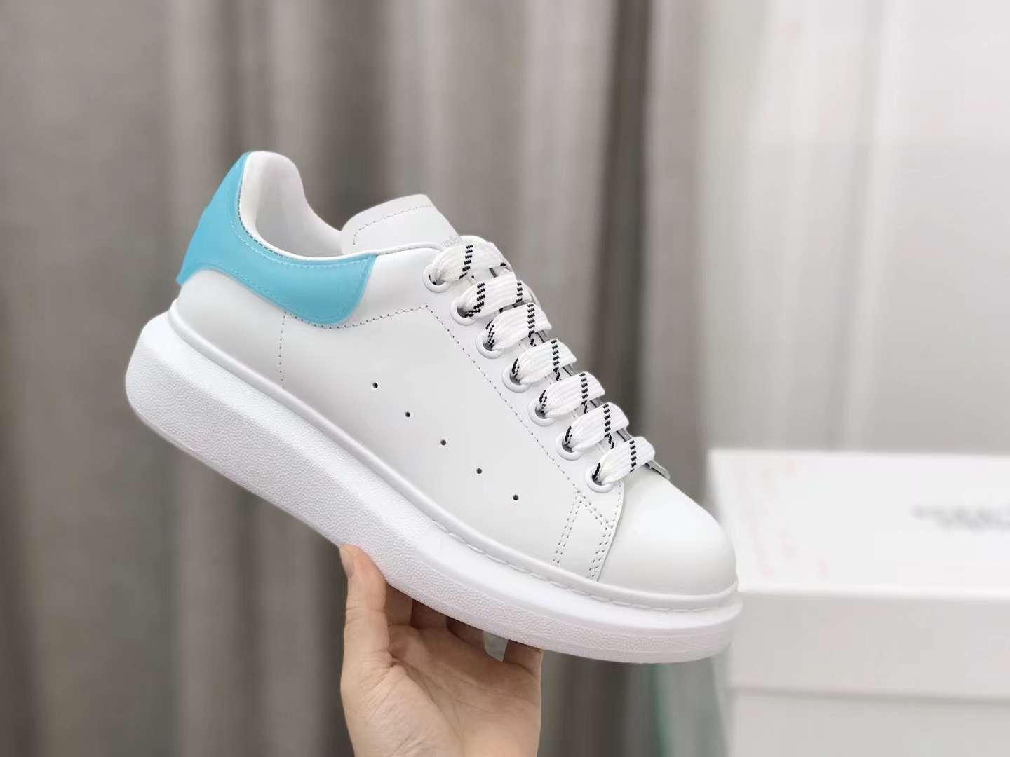 Alexander McQueen Oversized "White-Blue"