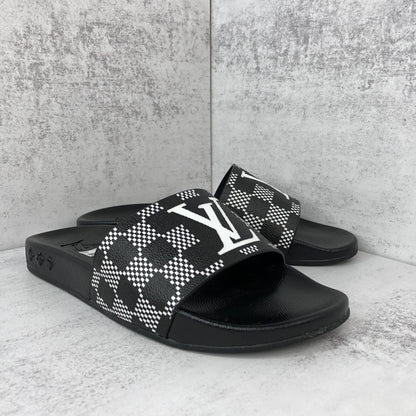 Louis Vuitton Slides "Black-White"