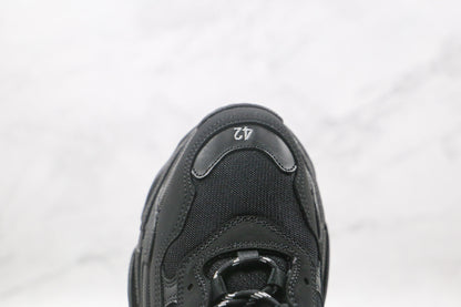 Balenciaga Triple S "Triple Black"