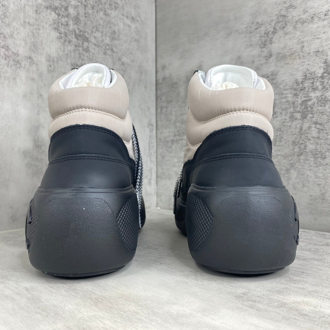 Chanel Snow Boots "Black-Beige"