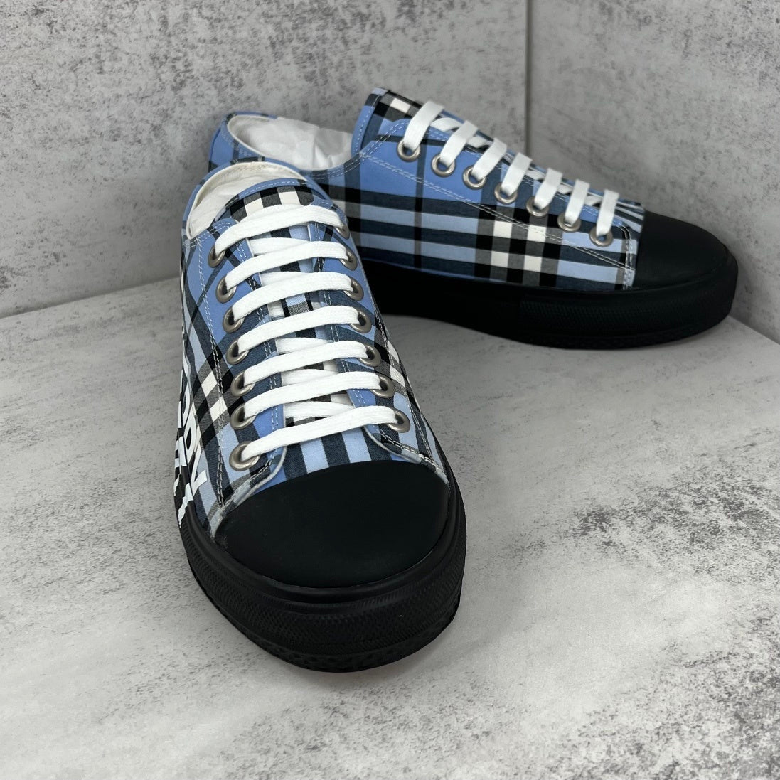 Burberry Larkhall "Blue"