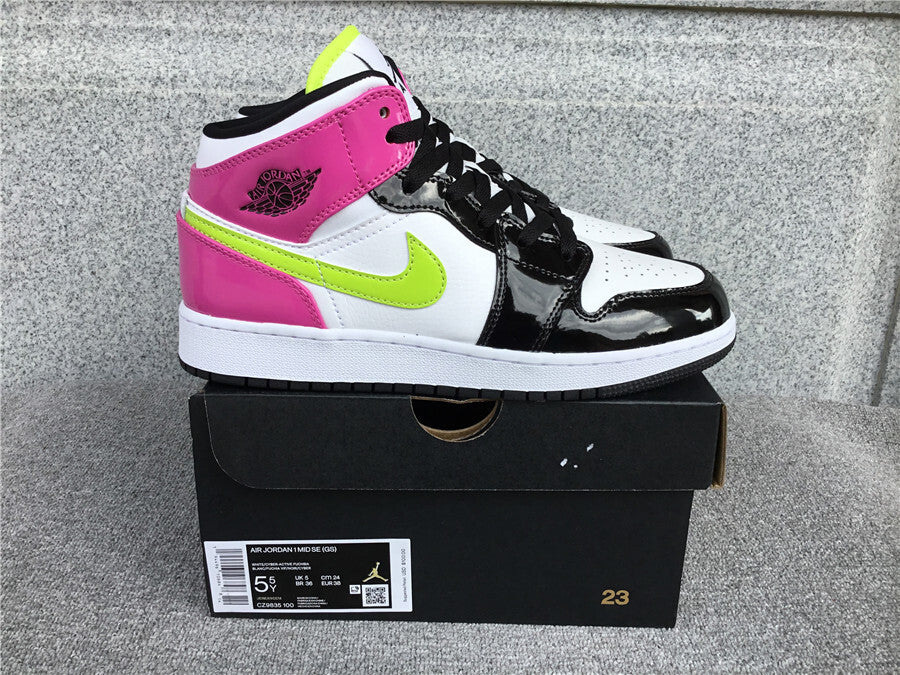 Air Jordan 1 Mid SE "Cyber Active Fuchsia"
