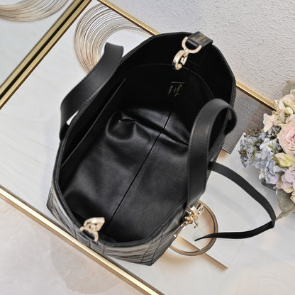 Dior Small Dior Toujours Vertical Tote Bag "Black Macrocannage Calfskin"