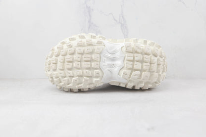 Balenciaga Bouncer "White"