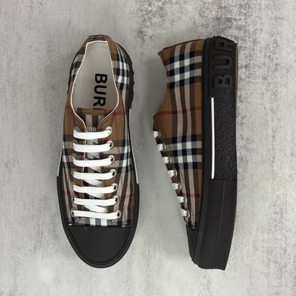 Burberry Gabardine "Birch Brown"