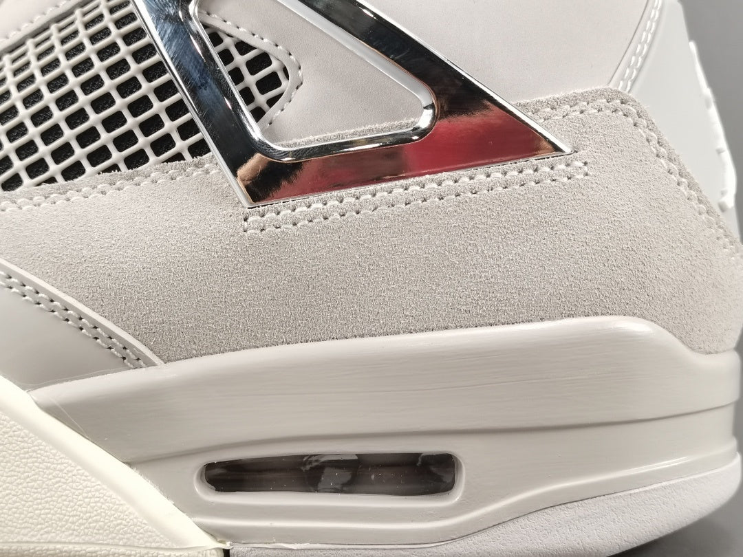 Air Jordan 4 "Frozen Moments"