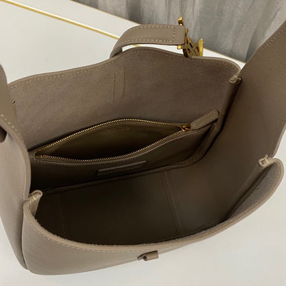 Saint Laurent Le 5 À 7 Supple Small in Grained Leather