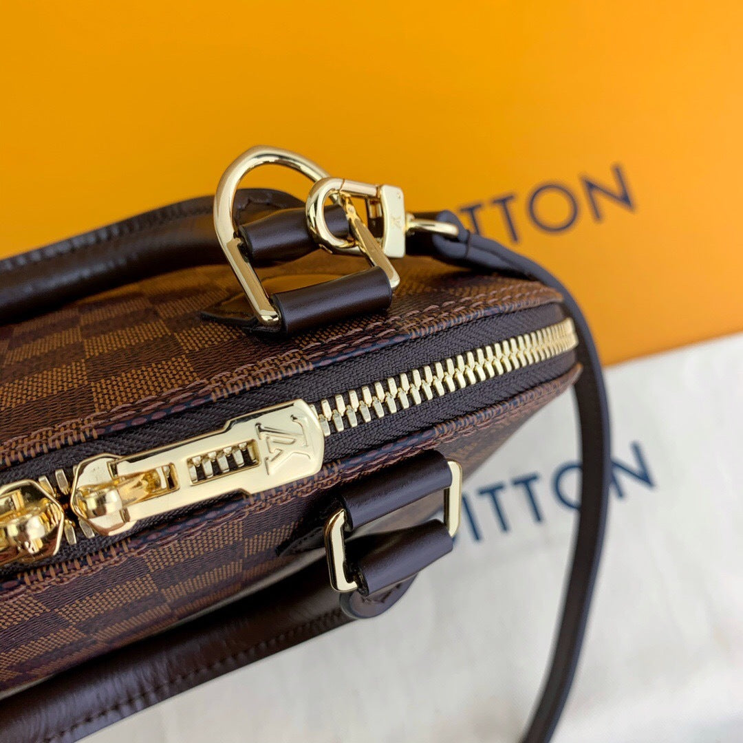 Louis Vuitton Alma BB