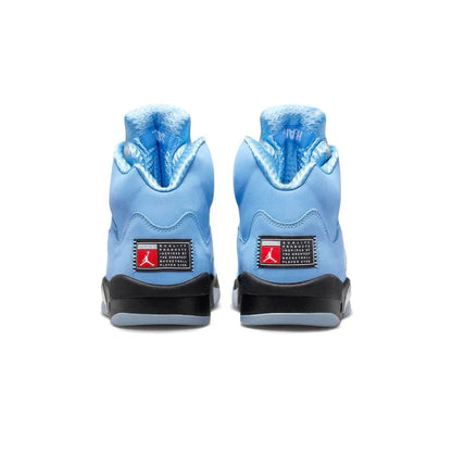 Air Jordan 5 Retro "UNC"