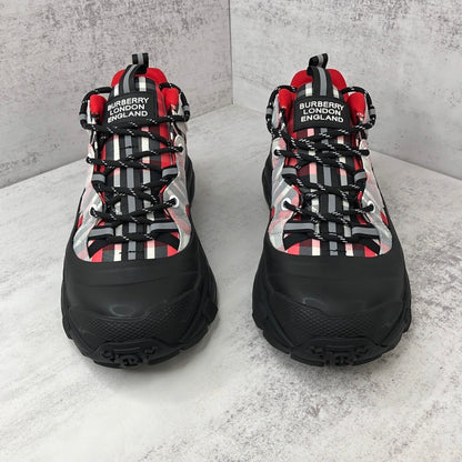Burberry Arthur "Black-Red-White"
