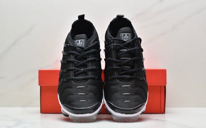 Nike Air VaporMax Plus “Black-White”