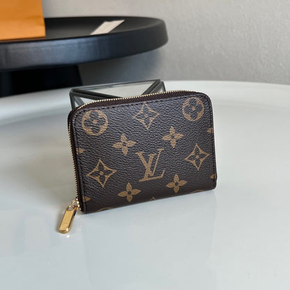 Louis Vuitton Zippy Coin Purse "Monogram Canvas"