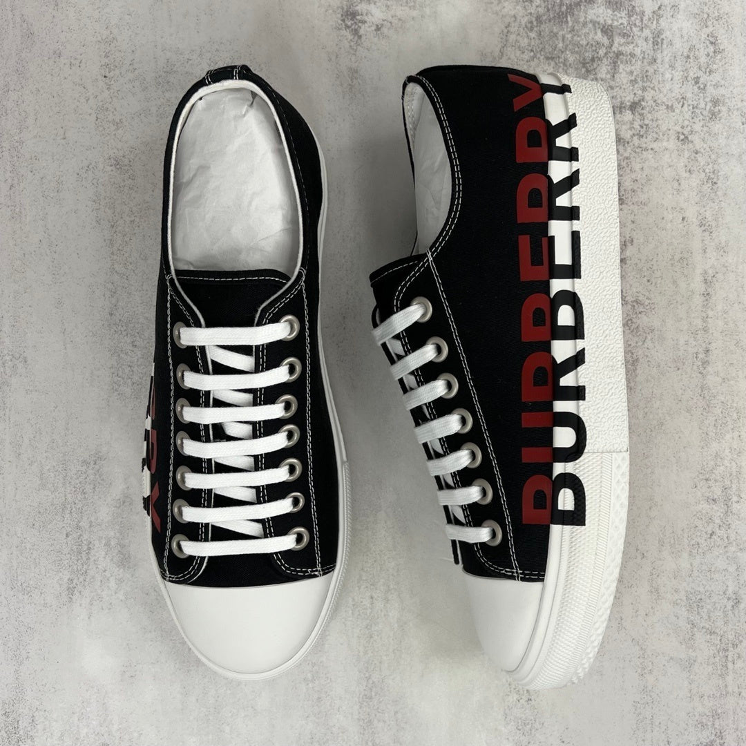 Burberry Larkhall "Black-Red"