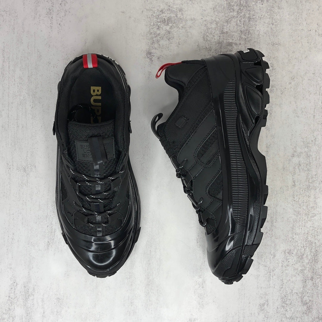 Burberry Arthur "Black-Red Heel Loop"