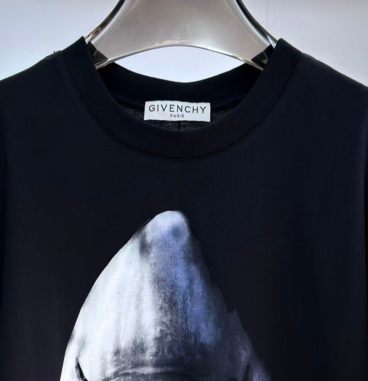 Givenchy Paris Shark Logo T-Shirt "Black"
