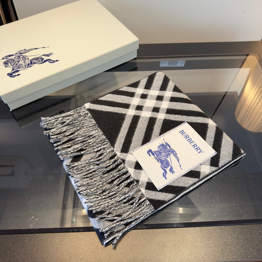 Burberry Check Cashmere Scarf "Black-White"