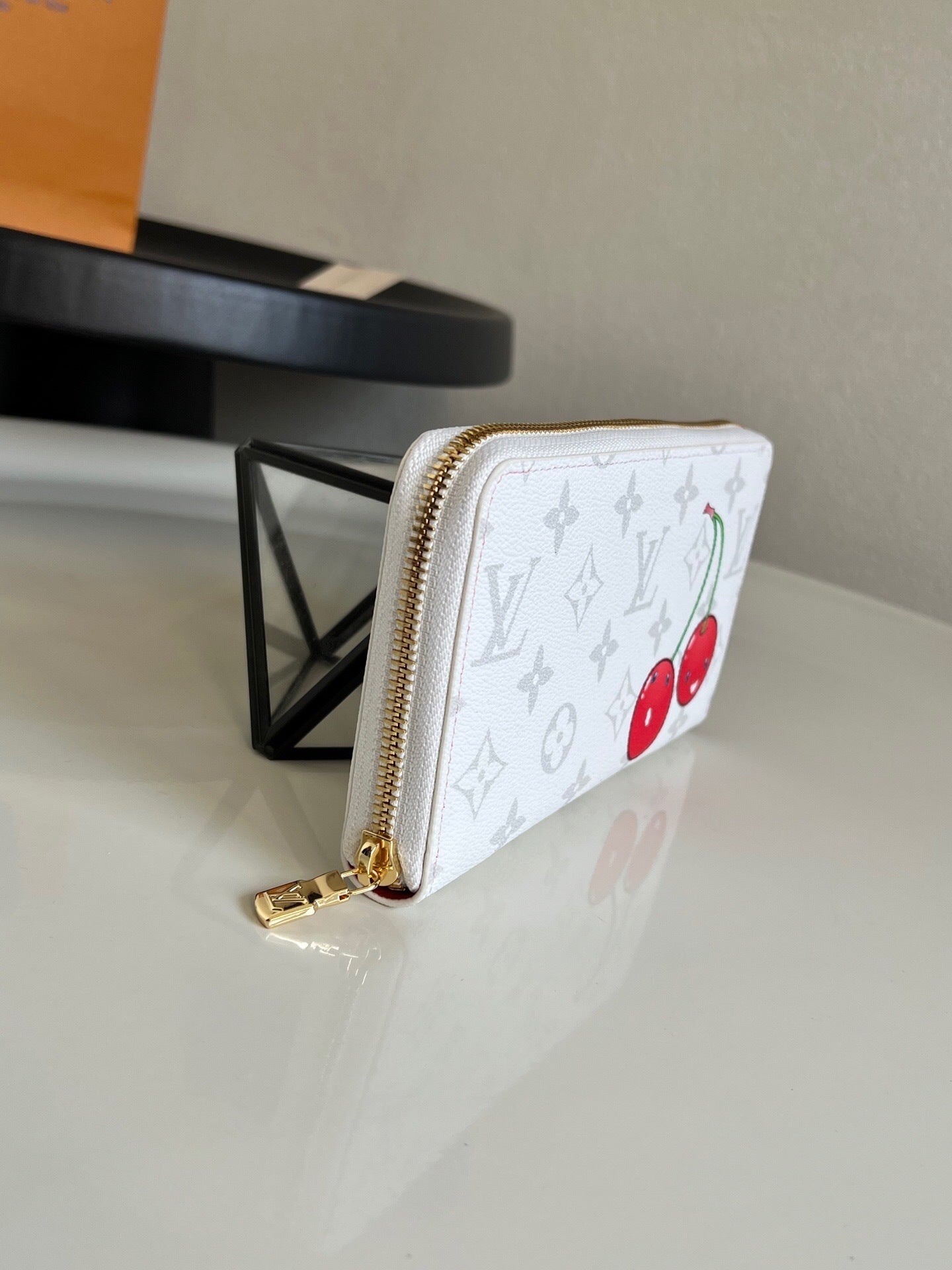 Louis Vuitton Zippy Wallet Cherry Monogram