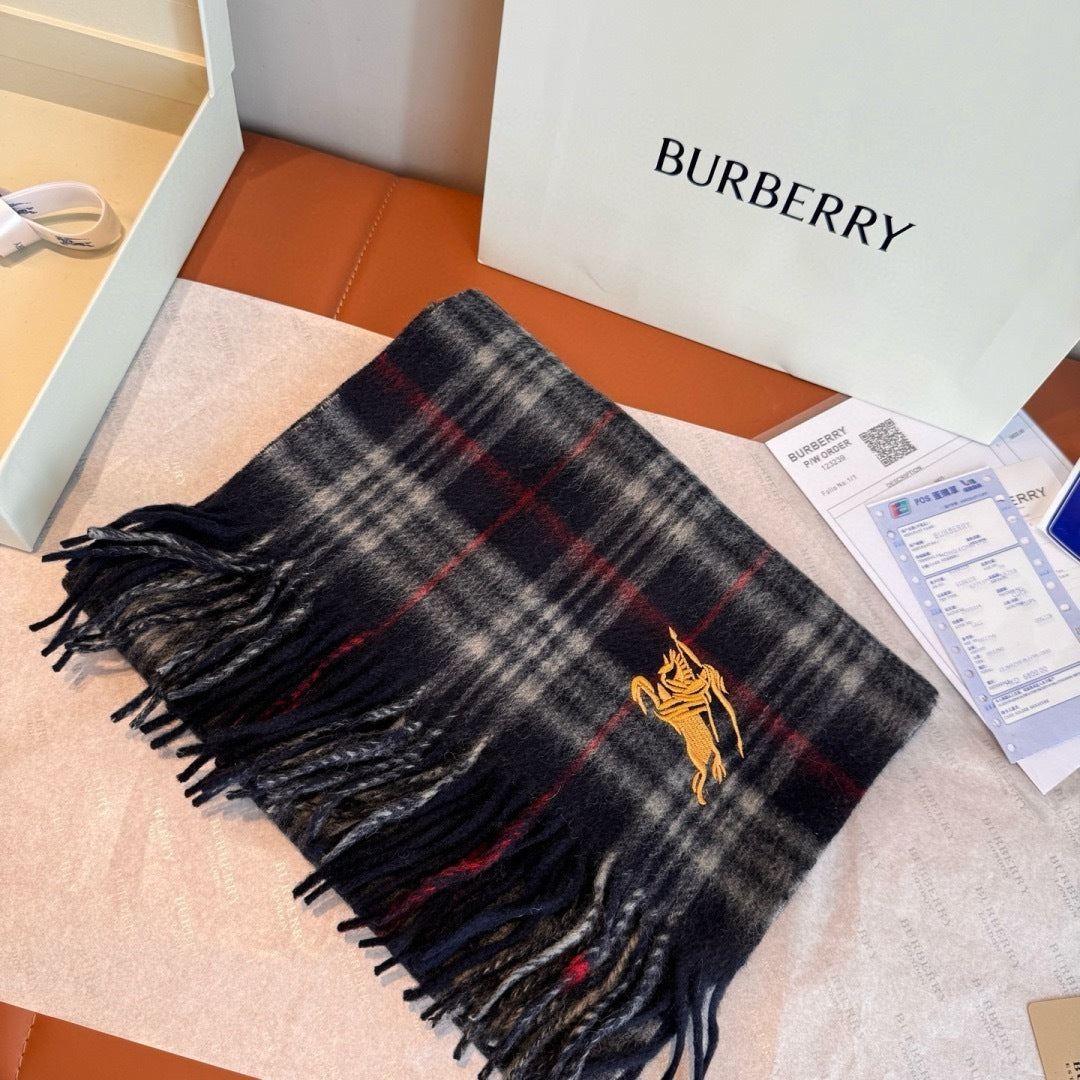 Burberry Cashmere Scarf "Black-White"