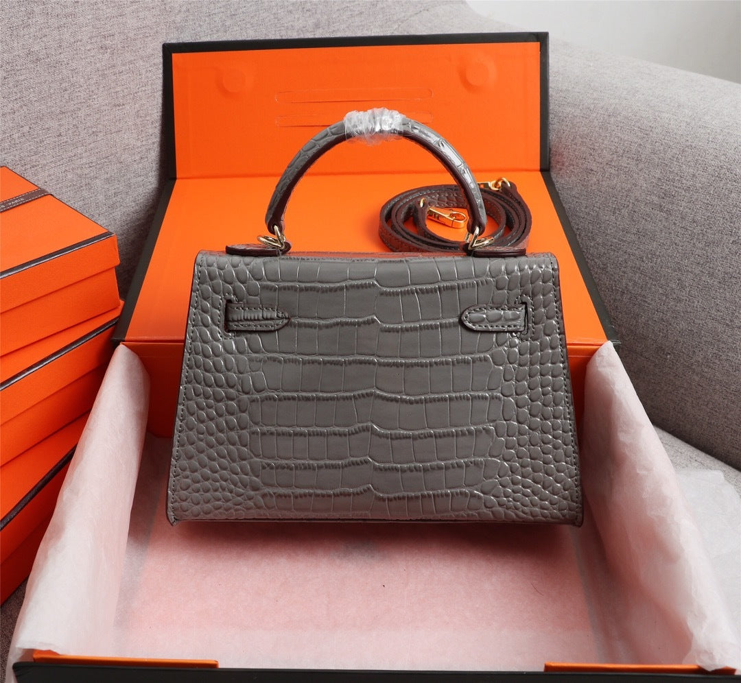 Hermès Aligator Leather Mini Kelly 20