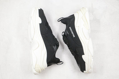 Balenciaga Triple S "Black"