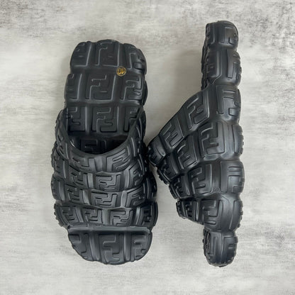Fendi Cloud Slides "Black"