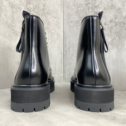 Givenchy Leather Boots Zip-Up