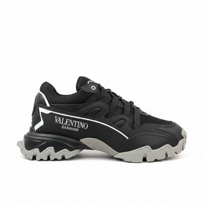 Valentino Garavani Climbers "Black"