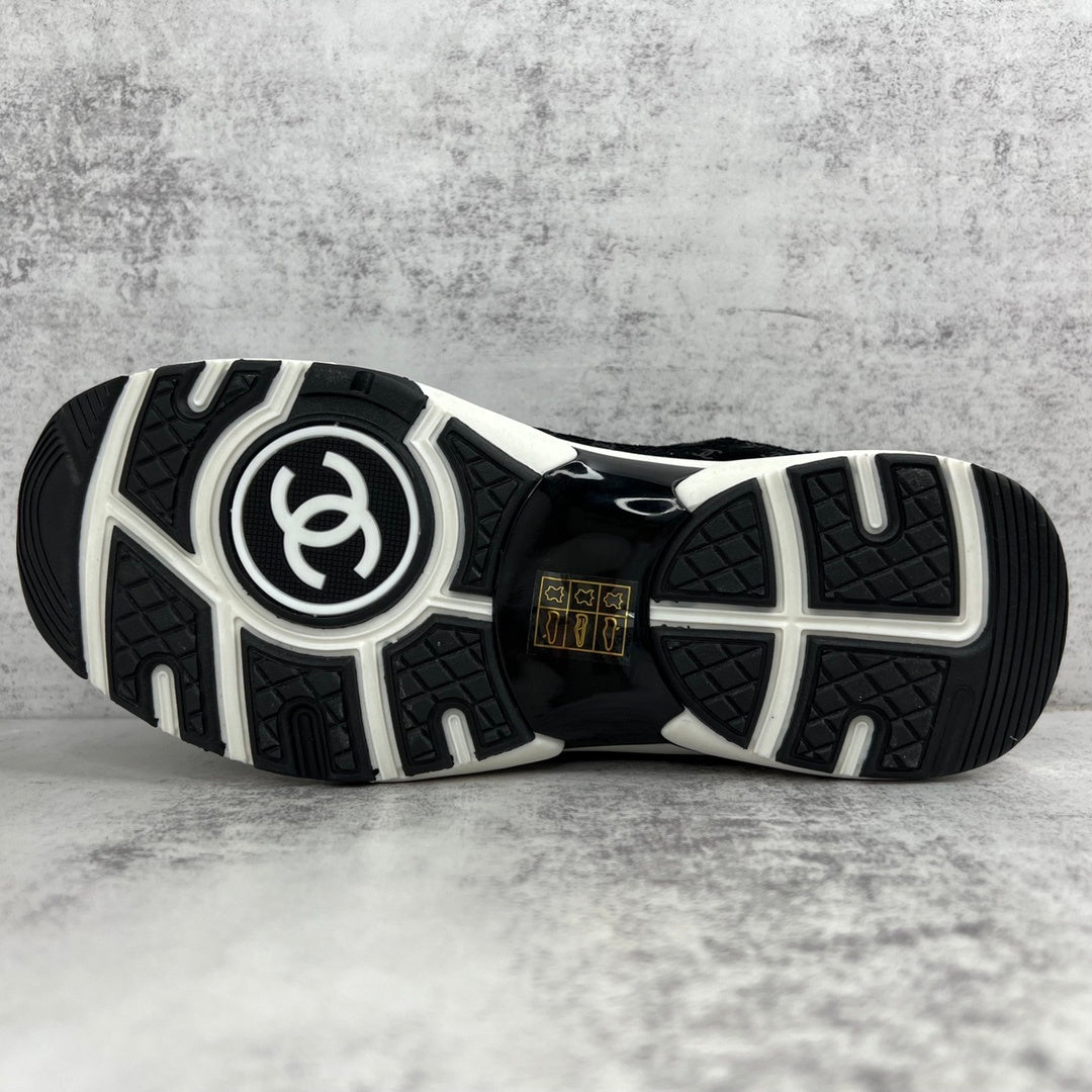 Chanel 22A "Black All Over Logo"