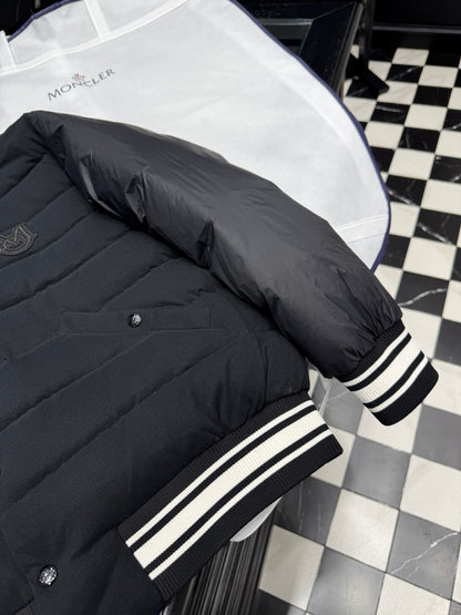 Moncler Bouchet Reversible Bomber Down Jacket "Black"