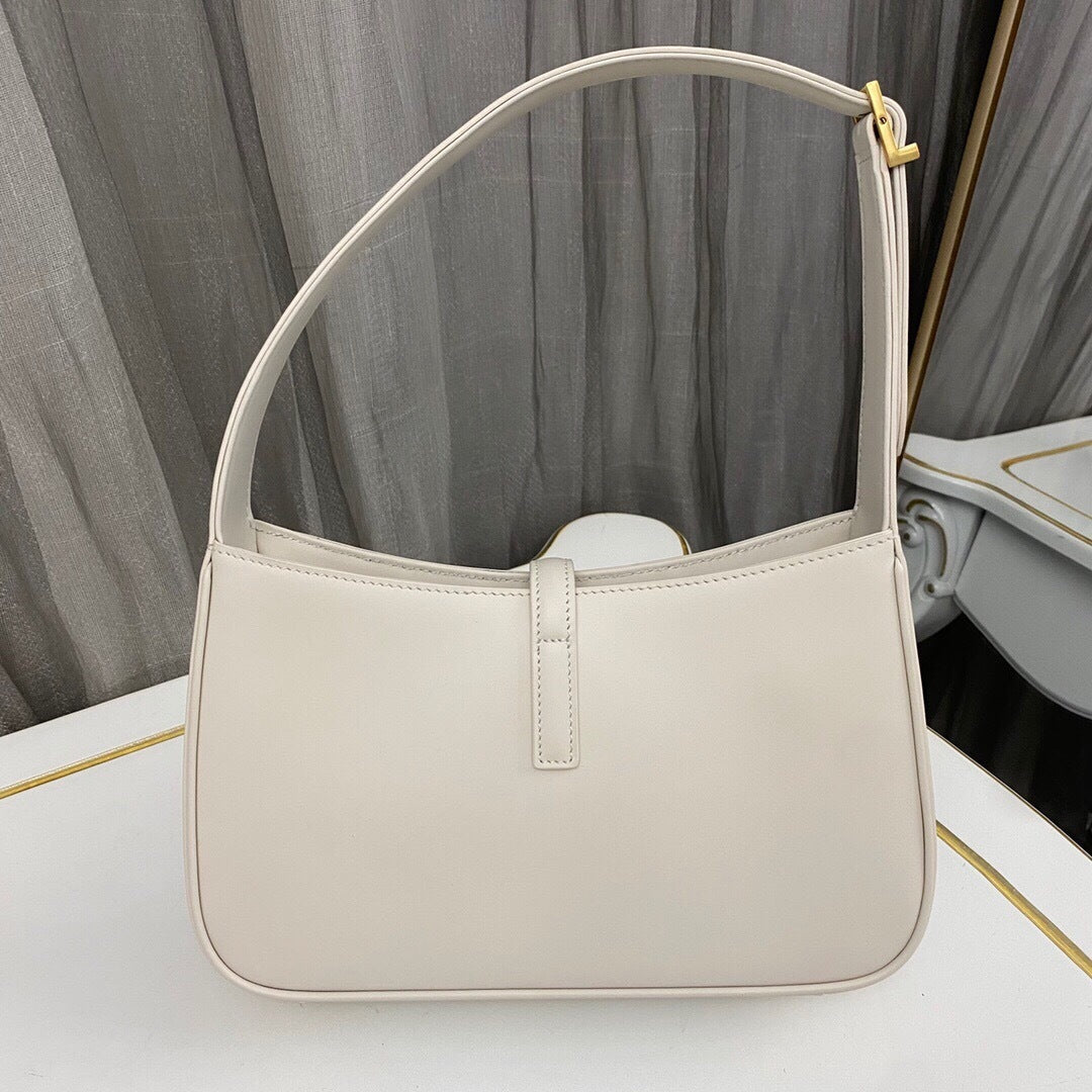 Saint Laurent le 5 à 7 in Smooth Leather
