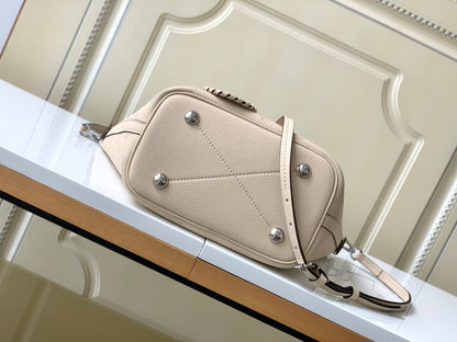 Louis Vuitton Blossom PM