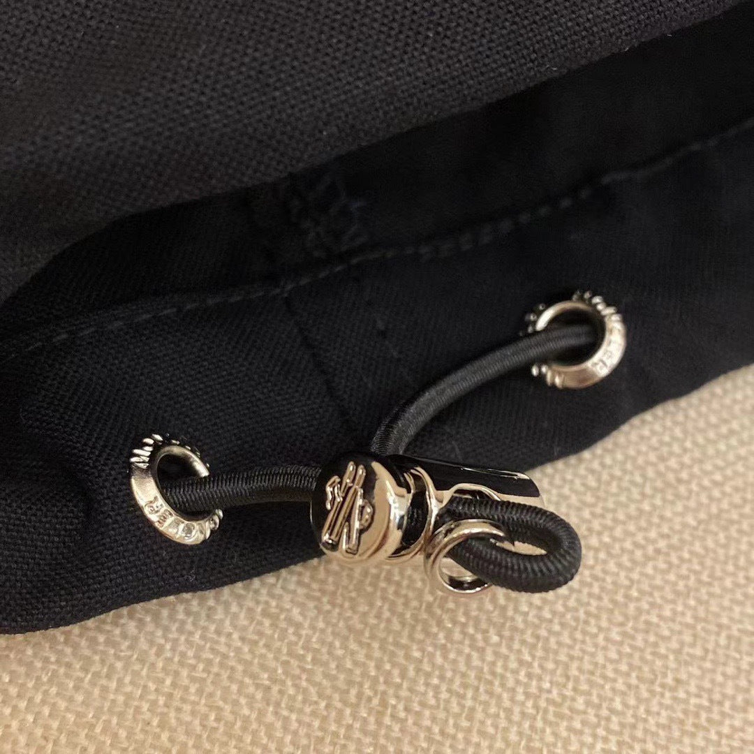 Moncler Cargo Shorts "Black"