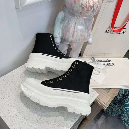 Alexander McQueen Canvas Tread Slick "Black-White"