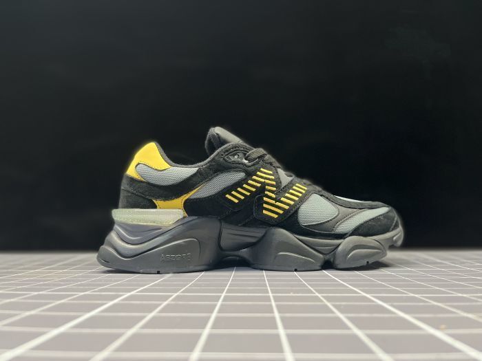 New Balance 9060R "Black-Yellow"