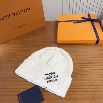 Louis Vuitton Damier Beanie "White"