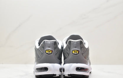Nike Air VaporMax Plus “Grey-White”