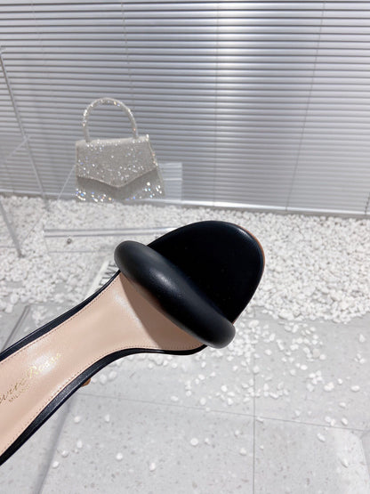 Gianvito Rossi Bijoux High Heels 100mm "Black"