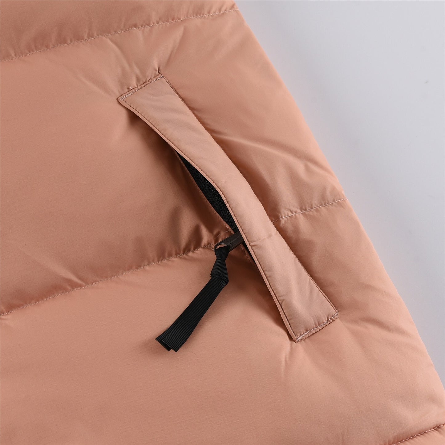 The North Face 700 Down Vest "Pink-Black"